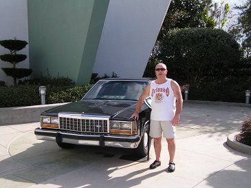 universal-16