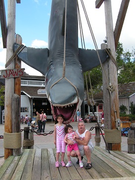 universal-18